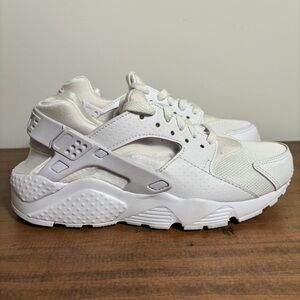 Nike Air Huarache Sneakers White & Pure Platinum 654275-110 Size 4Y / 5.5 Women